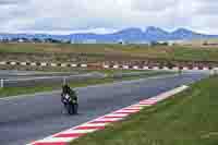 cadwell-no-limits-trackday;cadwell-park;cadwell-park-photographs;cadwell-trackday-photographs;enduro-digital-images;event-digital-images;eventdigitalimages;navarra;no-limits-trackdays;peter-wileman-photography;racing-digital-images;trackday-digital-images;trackday-photos